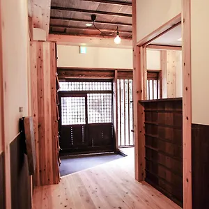 Poly 2 Namba Ōsaka